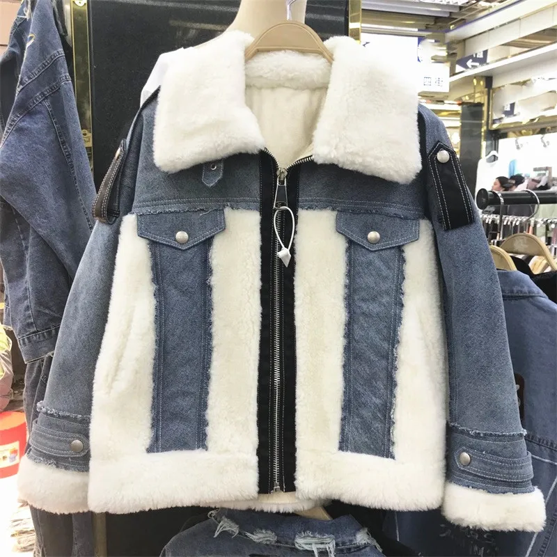 Женская джинсовая куртка с мехом ягненка, пальто с хлопковой подкладкой, Осень-зима, Новая меховая ковбойская куртка с отделкой внахлест Feminina, высокая имитация меха