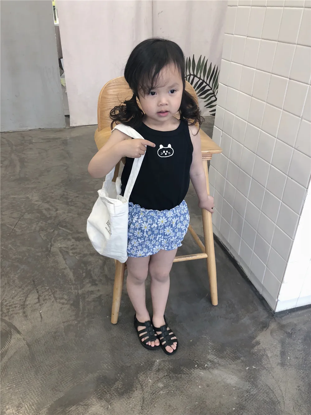 Baby Shorts Girls Bread Pants Baby Girls Floral-Print Cotton Cloth Shorts Infants Pp Pants