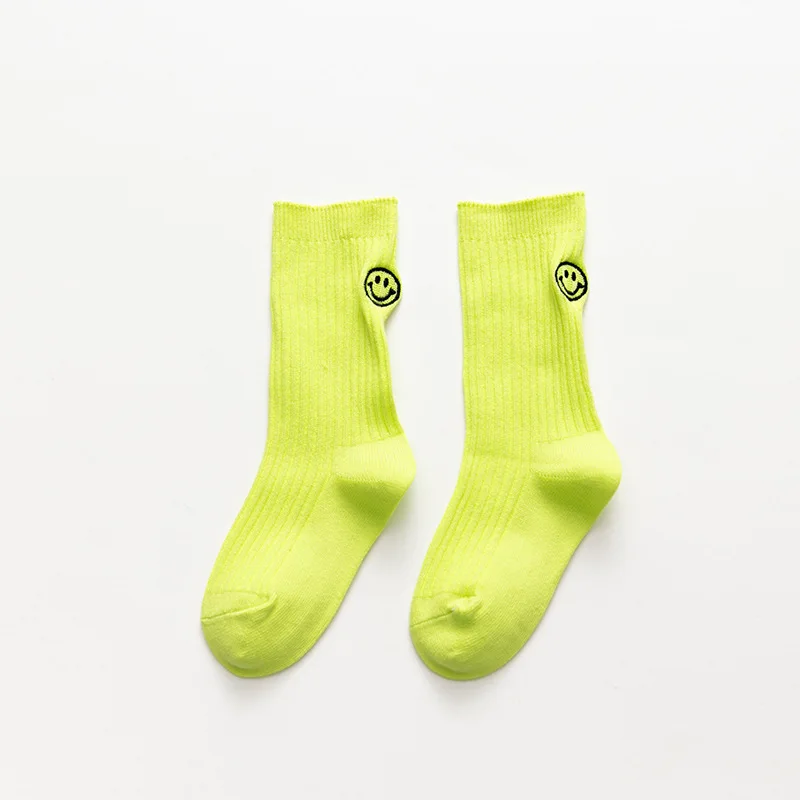 1 пара, флуоресцентные носки для мальчиков и девочек зеленого и желтого цвета, модные носки со смайликом, детские носки - Цвет: green