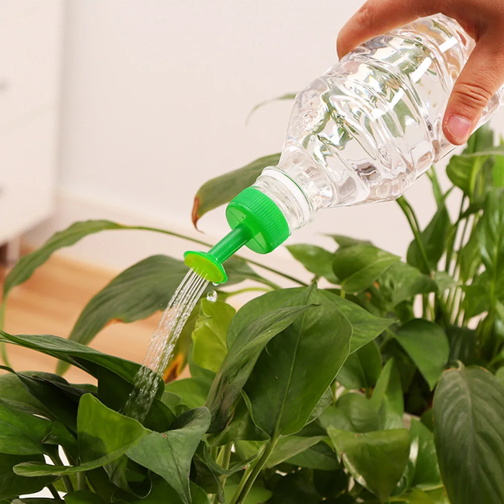 Plastic Squeeze Type Watering Bottle Plant Water Can Curved Nozzle Tool