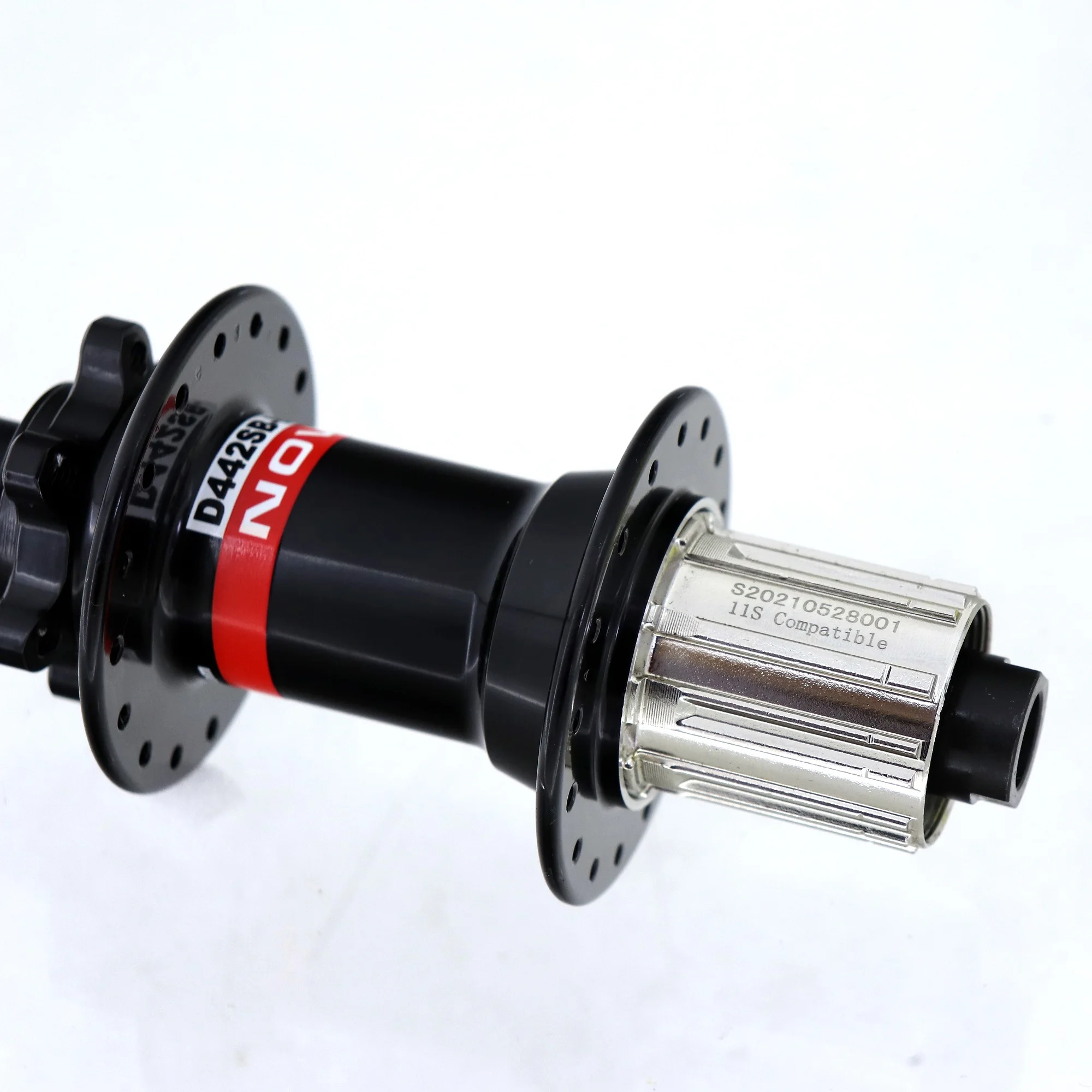 Novatec D442SB-B12 Boost 148mm x 12mm Thru Axle 142x12mm 32-hole 6