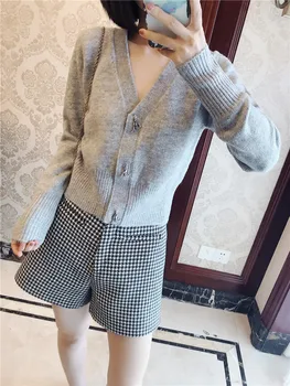 

2019 Autumn and Winter New Knitted Wool Blend Dinosaur Button V-neck Cardigan