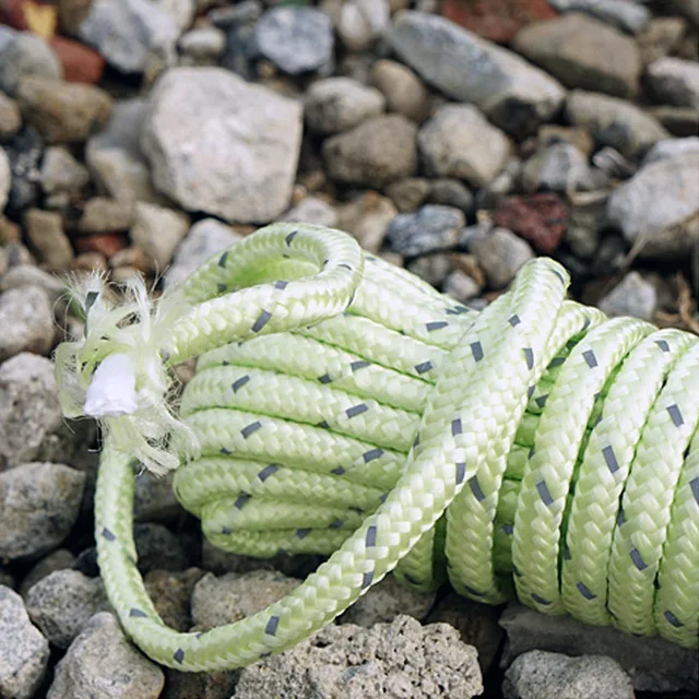 Multifunctional Outdoor Paracord with Luminescence and Reflectivity