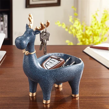 

LAR-007 Modern Simple Lucky Creative Desktop Tea Table Wine Cabinet Decoration Craft Key Candy Resin Deer Pig Storage Ornament