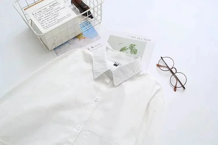 Женские блузки из хлопка, одноцветные свободные топы, белая Простая рубашка с длинным рукавом на пуговицах, повседневная женская блузка, Простой Топ