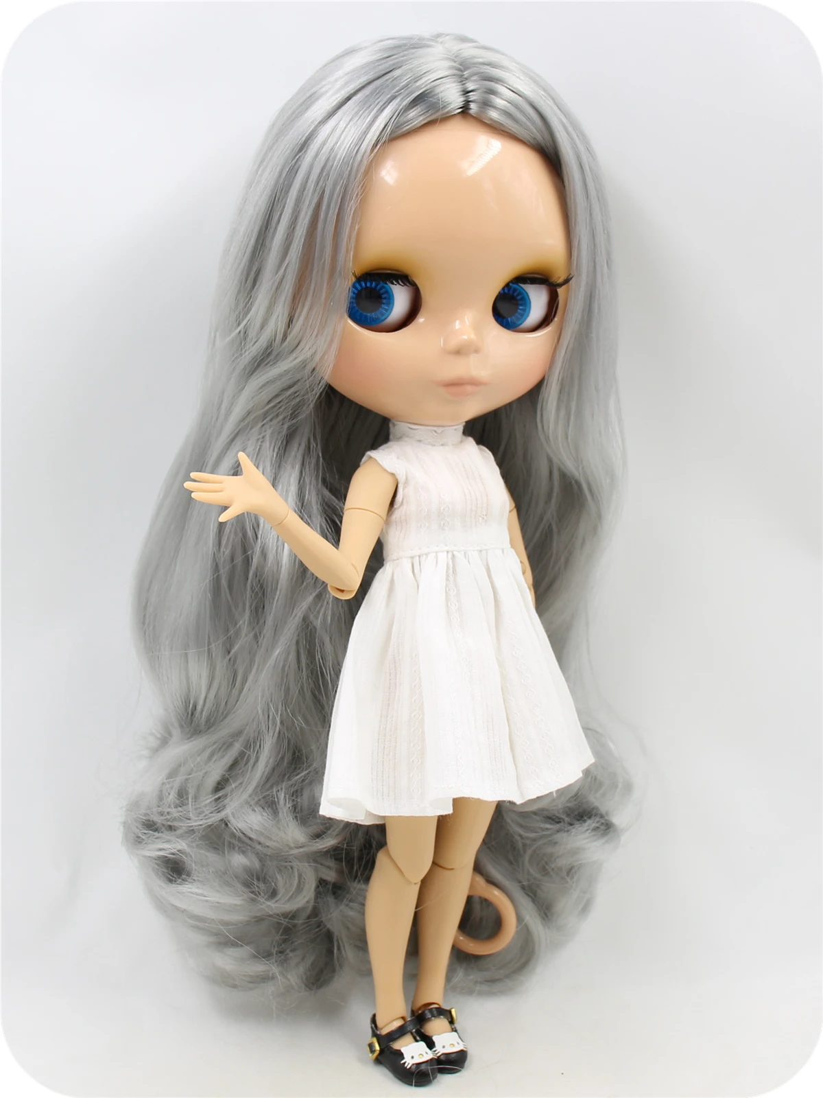 Neo Blythe Doll with Silver Hair, Tan Skin, Shiny Cute Face & Custom Jointed Body 1