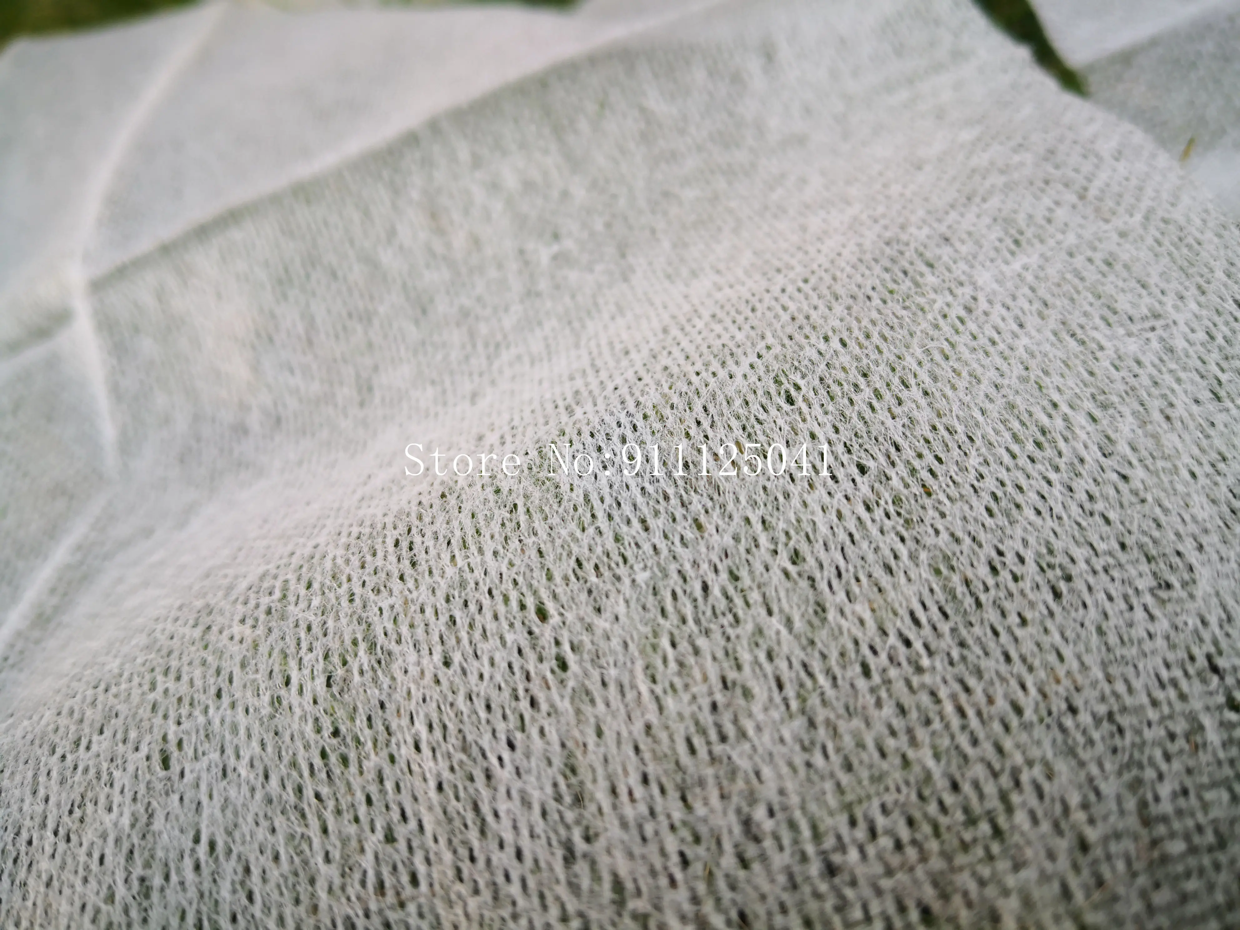 BEMCOT M-1 Spunlace Nonwoven Lin-free Industrial Wiping Cloth 150MMX15cm Quarter Folded Viscose Polyester 150pcs/bag dust-free