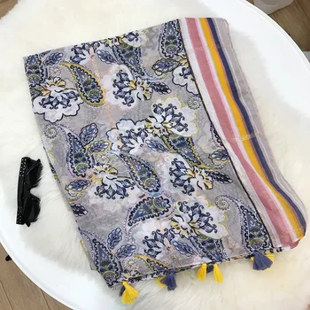 

New style autumn and winter lady quality cotton Shawl Women Fashion cotton material silk scarf matching Flower Print Beach scarf