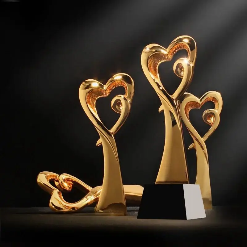 Высокое качество! Любовь трофей позолоченная Смола креативный Кубок в форме сердца сувенир