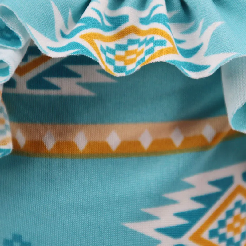 Рисунок 5 - Купальник в виде головы и цветка