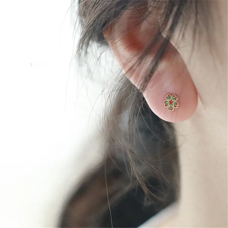 925 Sterling Silver French Simple Pavé Green Crystal Flower Stud Earrings Women Trend Charm Wedding Party Jewelry Gift