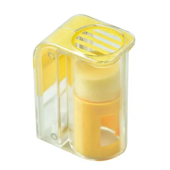 

1Pcs Bee Queen Marking Catcher Plastic One Handed Marker Bottle Plunger Plush Beekeeper Tool Garden Safe Beekeeper Tools