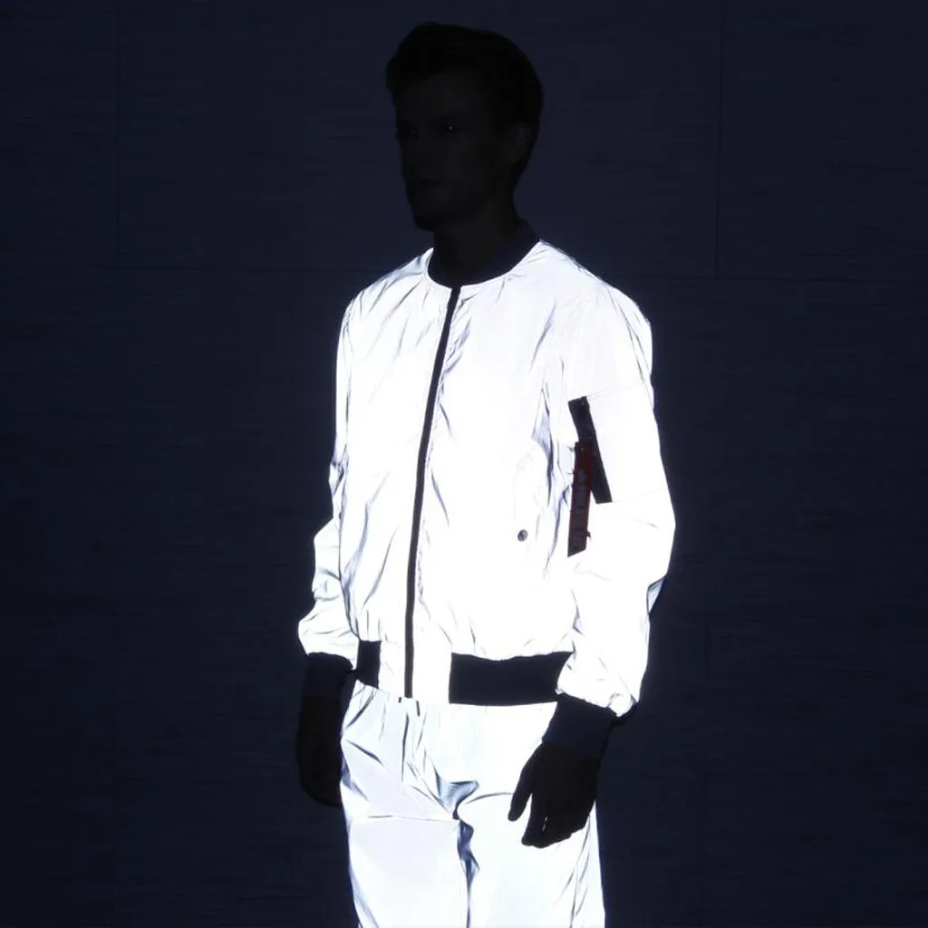 Jacket Couple Fashion Street Full Light Flying Coat Reflective Jacket Streetwear Coat Campera Hombre Moletom Feminino Inverno