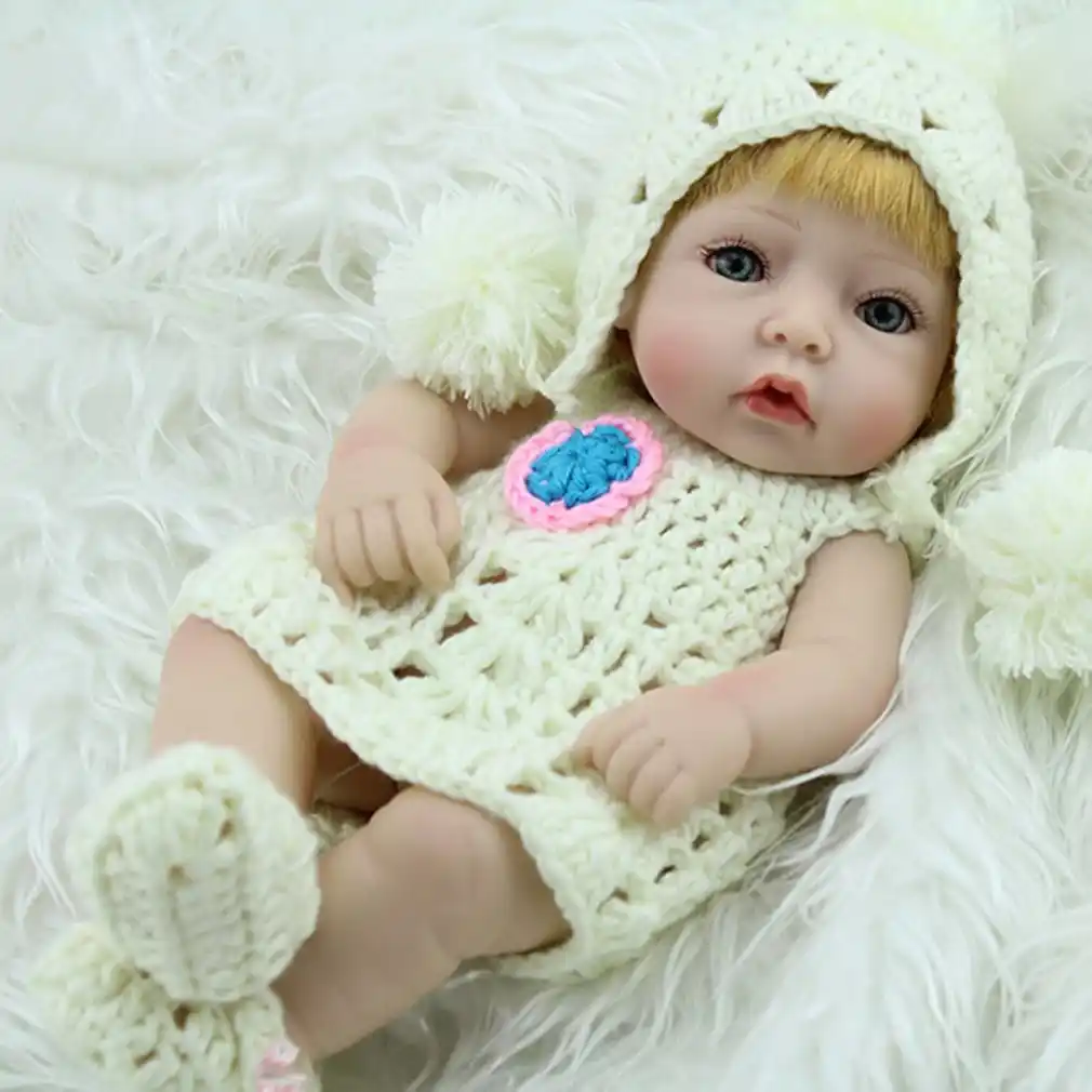 bebe reborn muñeco