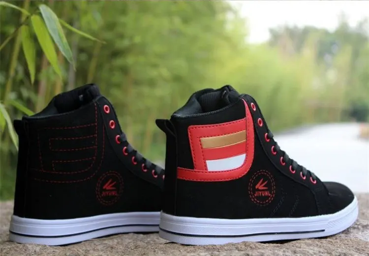 Description Picture 6 of itemMen's White Skateboarding Shoes High Top Flats Sneakers Breathable Street Sports Shoes Hip Hop Walking Shoes Chaussure Homme