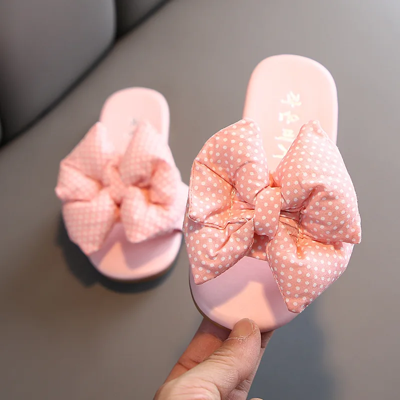 Summer new non-slip big butterfly Knot children's slippers girls fashion beach shoes female flowers slippers women wear sandals