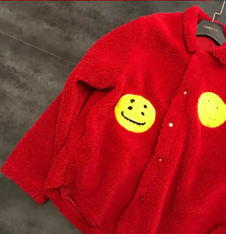 Autumn and Winter New Smiley Face Cartoon Fleece Warm Short Coat Women Thick Jacket Loose Coat Outwear