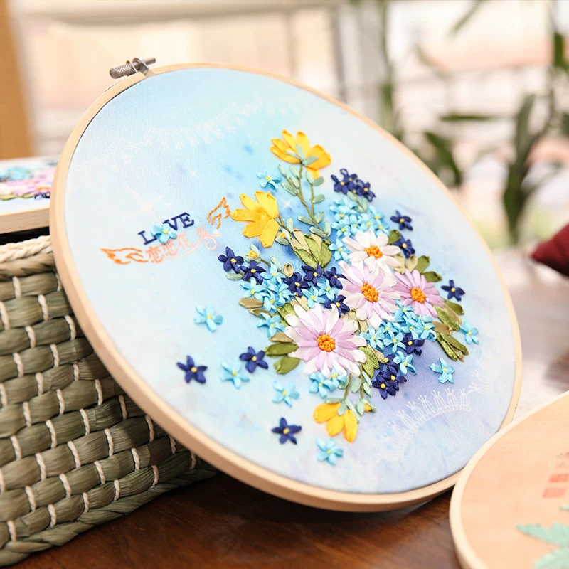 Hand Embroidery DIY Ribbon Materials Package Novice Embroidery Flowers Vintage Cross-Stitch Cloth With Frame Living Room Decor