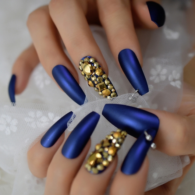 Silver Strass Fake Nails Studs Extra Long Horse Shoe Metal Coffin Faux Ongles with Decorative Stones Frosted Maniture Tips