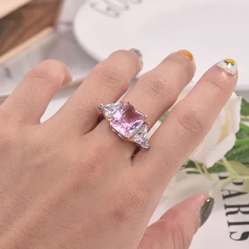 

Pink Diamond Square Princess Ring Triangle Diamond Engagement Ring Wedding Party Anniversary Fine Jewelry Ring for Women