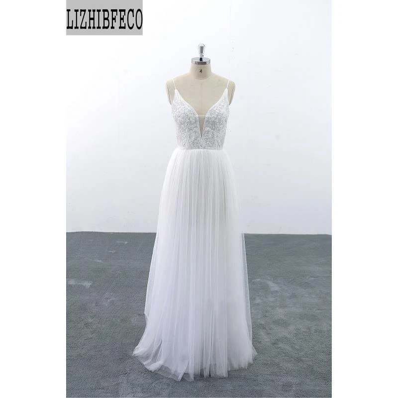 

White Tulle Lace Beading V-Neck Floor-Length Sleeveless Beach Wedding dress Bridal gown Custom made