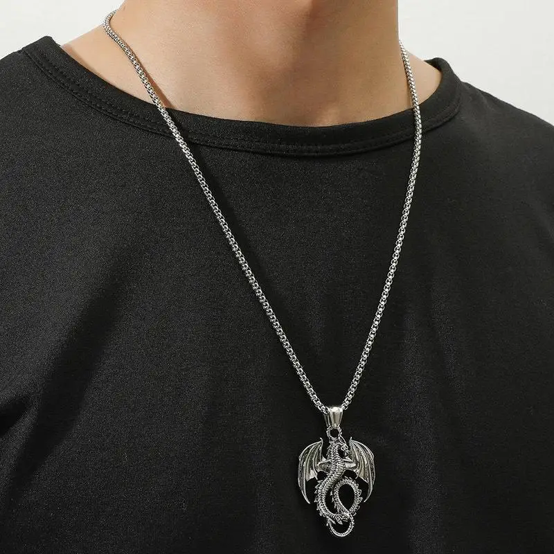 gucci dragon necklace