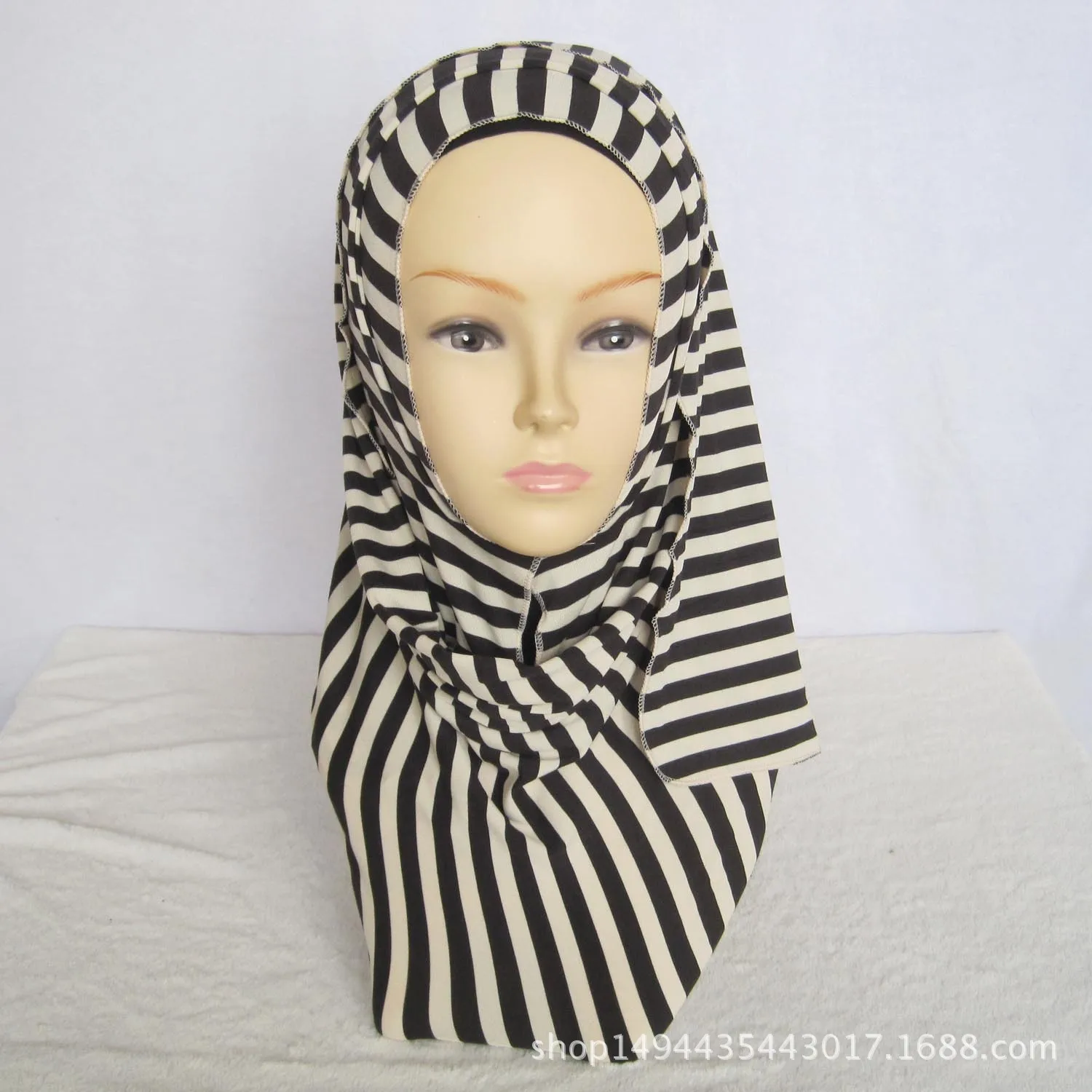 Yiwu мусульманские горячие модели классический полосатый трикотаж шарф многоцветный головной убор уютная шаль воздуха