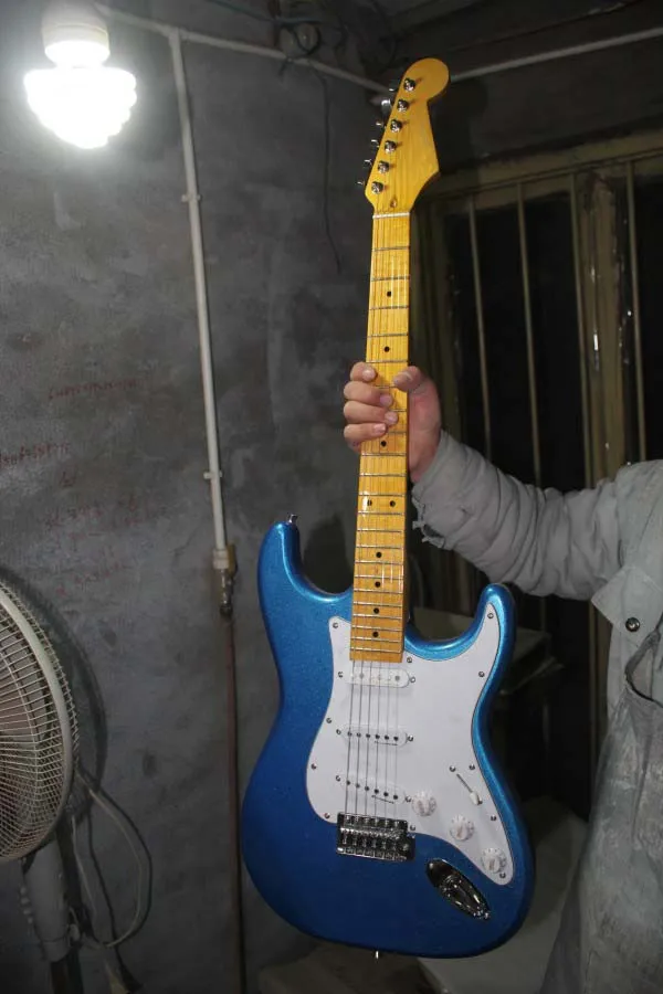 Фабрика custom shop Новые Пользовательские Винтаж Синий ST электрогитара бесплатная