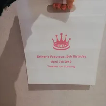 500 шт./лот сумки для покупок белого цвета Печатный Золотой логотип размер 30x25 см многоразовые нетканые сумки для рекламного подарка обувь Рождественская