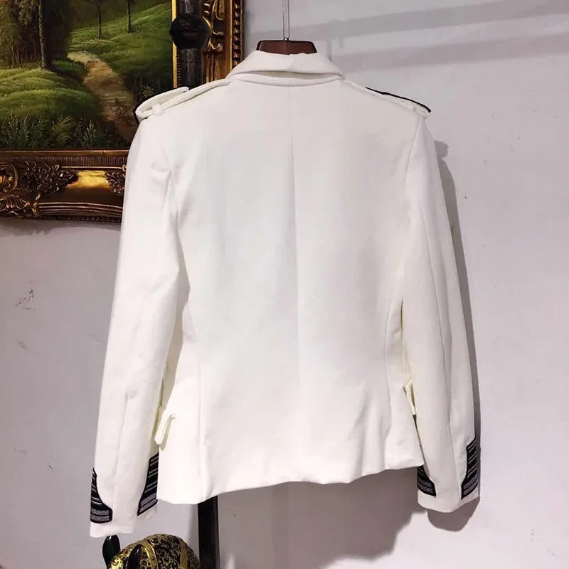Модные мужские s Белый Блейзер Осень двубортный epoulet Вышивка Slim Fit повседневный мужской бейзер пиджак костюм жениха куртка