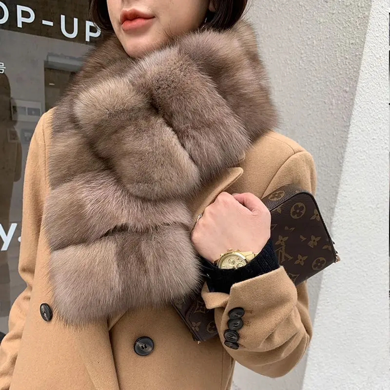 Рисунок 2 - Модный утолщенный теплый шарф из