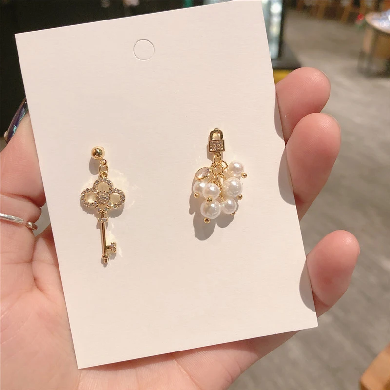 1 пара/ стиль S925 Серебряная игла асимметрия AB ключ жемчужные серьги женские Супер серьги Фея веб знаменитости
