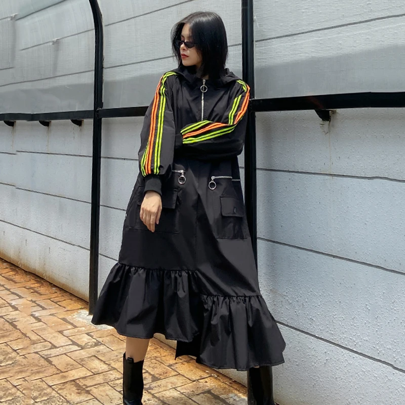 [EAM] Women Black Striped Ruffles Long Big Size Long Dress New Hooded Long Sleeve Loose Fit Fashion Spring Autumn 2020 1DA229