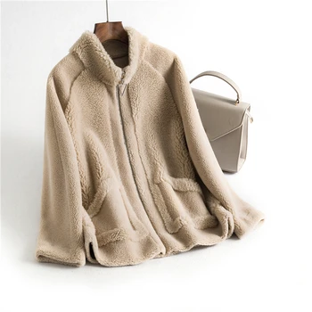 

Winter women real wool fur coat Zipper warm casual jacket female sheep shearing fur coats short jackets parka over size OMS911