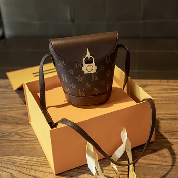 

Leather Printed Small Handbag for Women 2020 New Fashion All-match One-shoulder Messenger Bucket Bag Ladies Purse Louis Brand gg