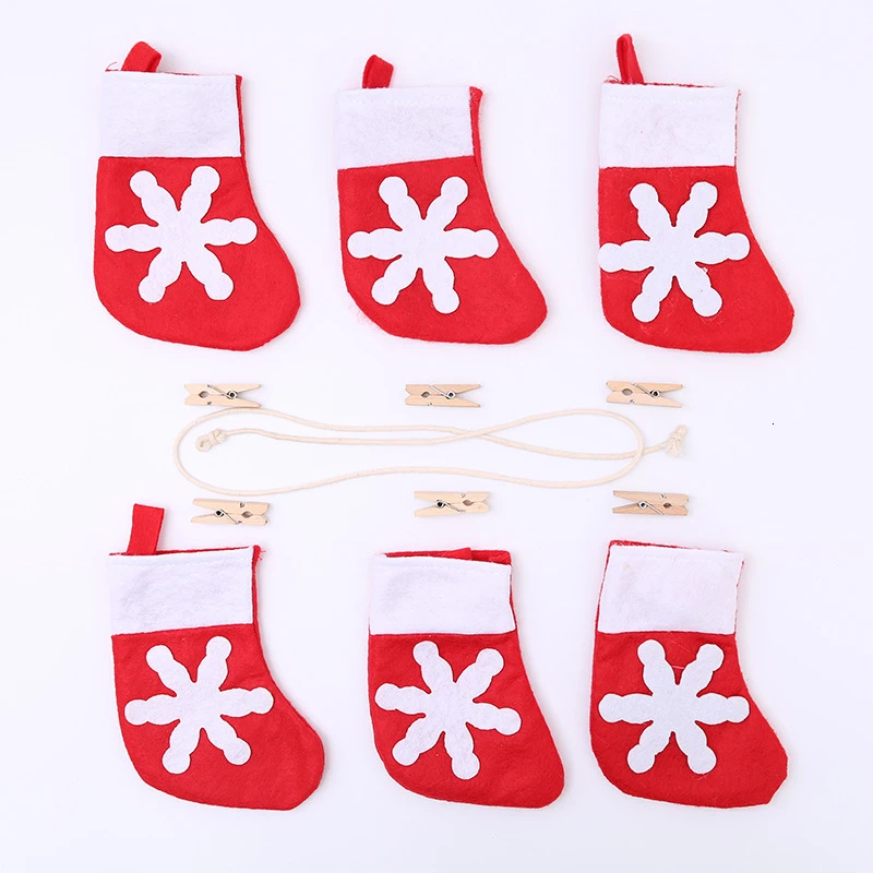 

2020 Christmas Pendant Non-woven Small Socks Pendant Christmas Fireplace Decoration Home Christmas Flag Decoration