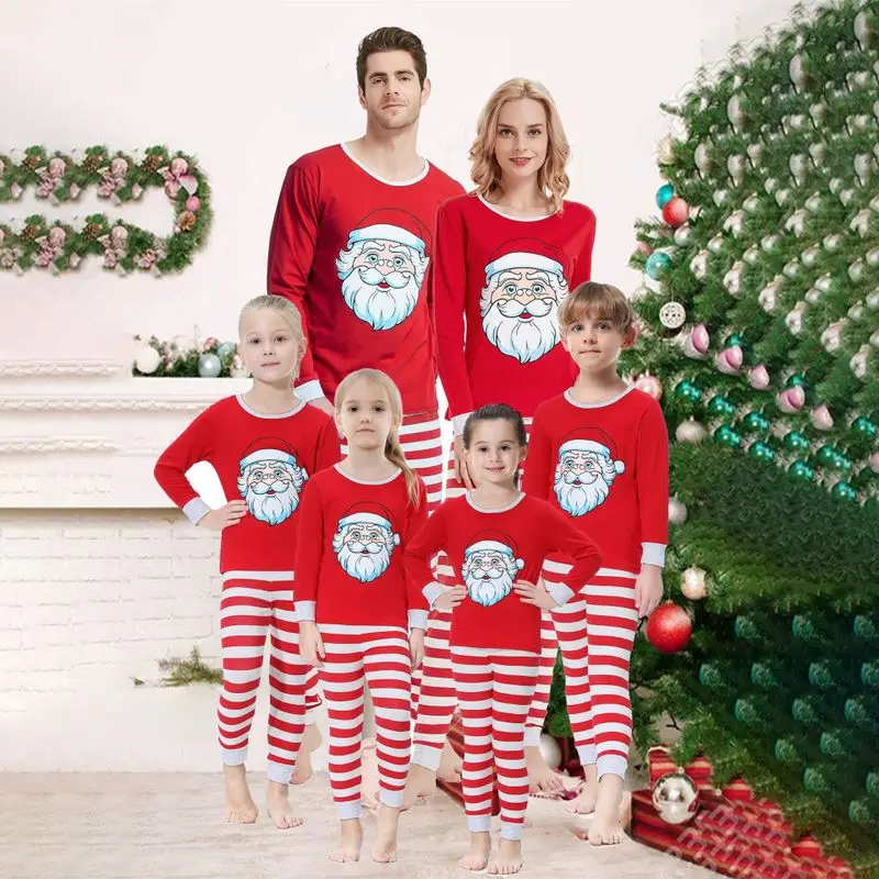 

2019 New Family Pajamas Look Mommy and Me girl Clothes O-neck Long Sleeve Christmas Pajamas Father and Son sets Pajamas Clothes