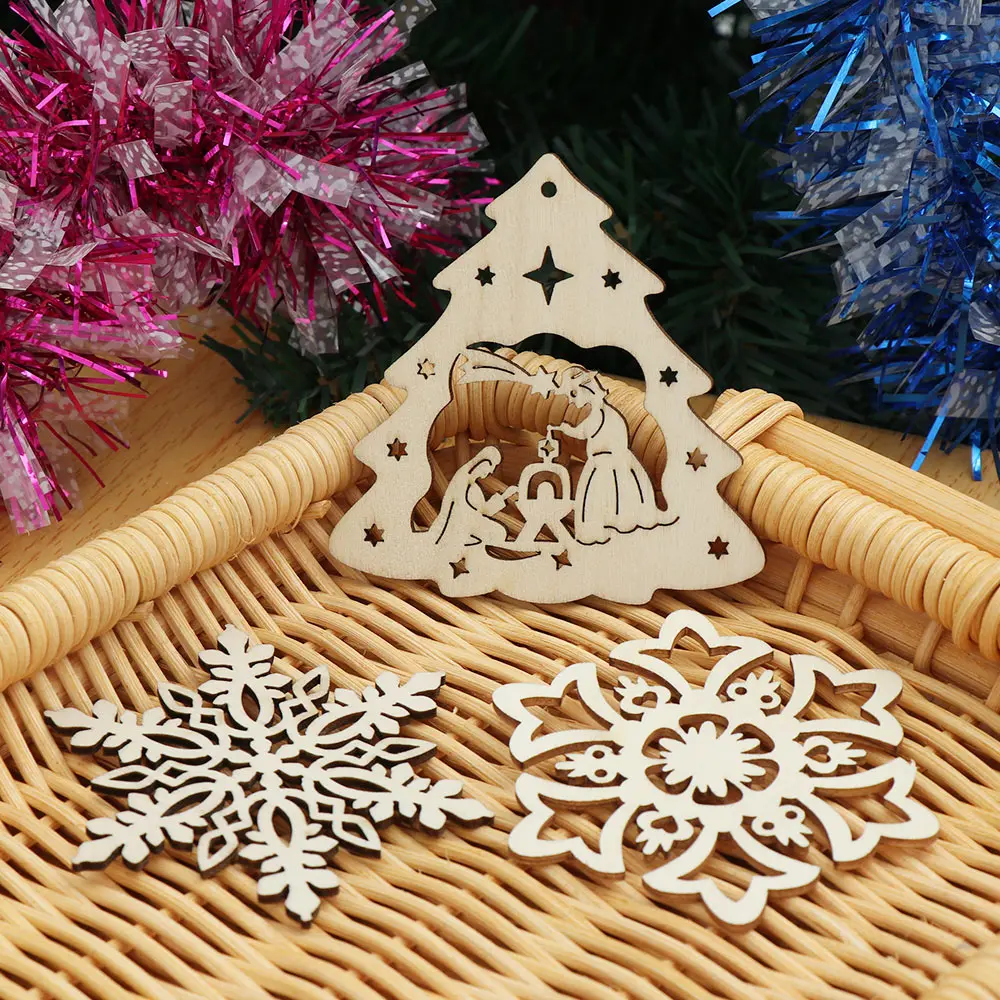 10Pcs DIY Natural Snowflakes Deer Shape Christmas Wooden Chip Hanging Ornaments Pendants Xmas Ornaments Kids Gifts Decorations