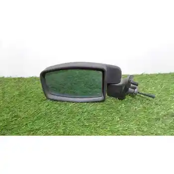 

59905 rearview Left Alfa Romeo 33 Saloon