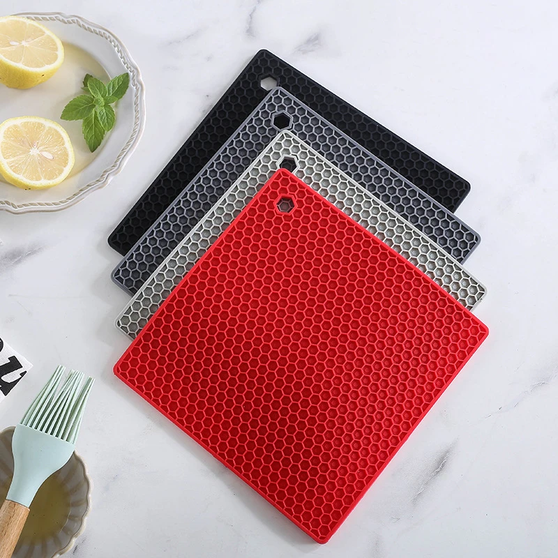 18cm Honeycomb Silicone Mat Drink Cup Coasters Heat Resistant Placemat Bowl Pad Square Non-Slip Pot Holder Kitchen Accessories