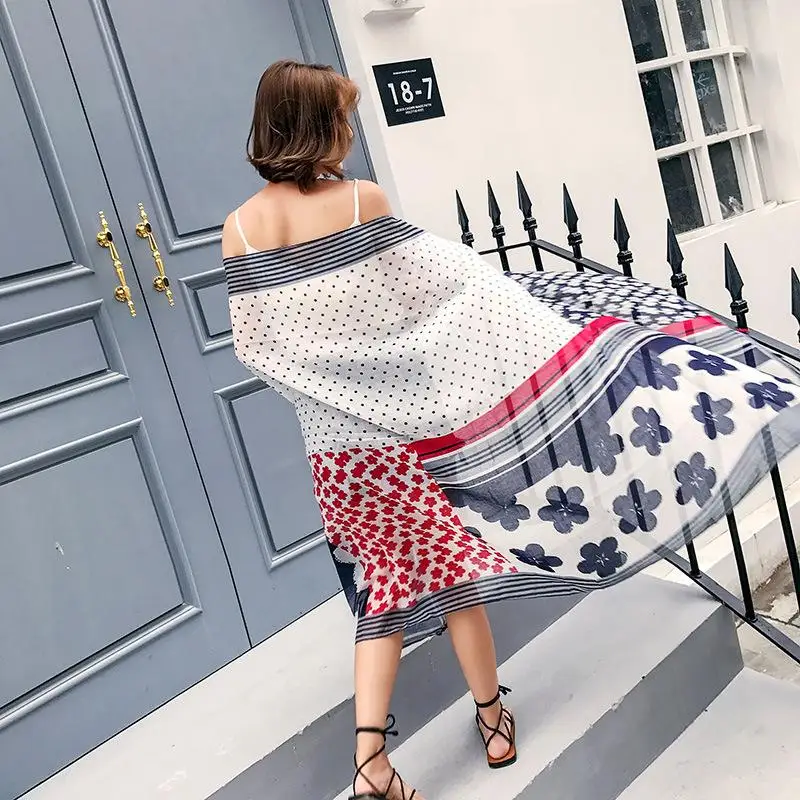 4540841762_590449100