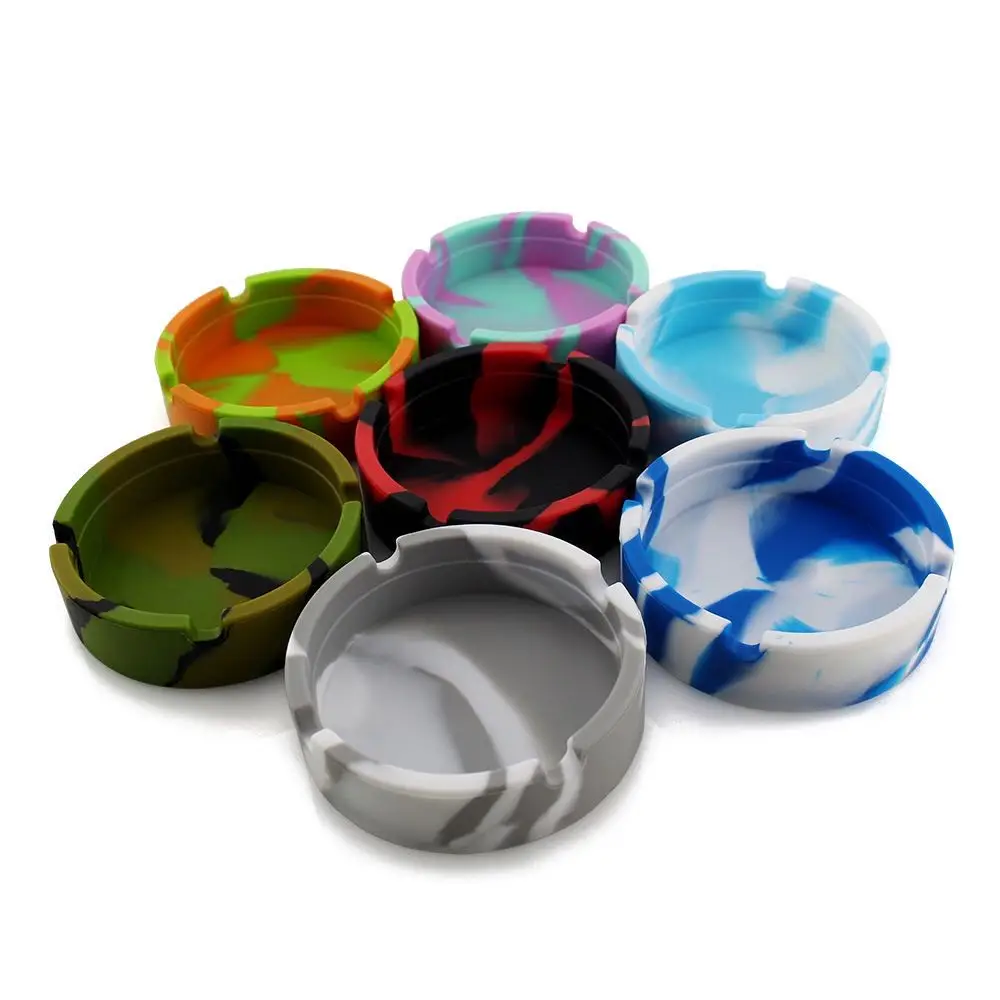 Silicone Ashtray Portable Ashtray Cigarettes Ashtray Eco-Friendly Silicone Soft Round Ashtray Ash Tray Holder PLuminous Portable Fluorescent Ashtray Anti-Scalding Cigarette Holder