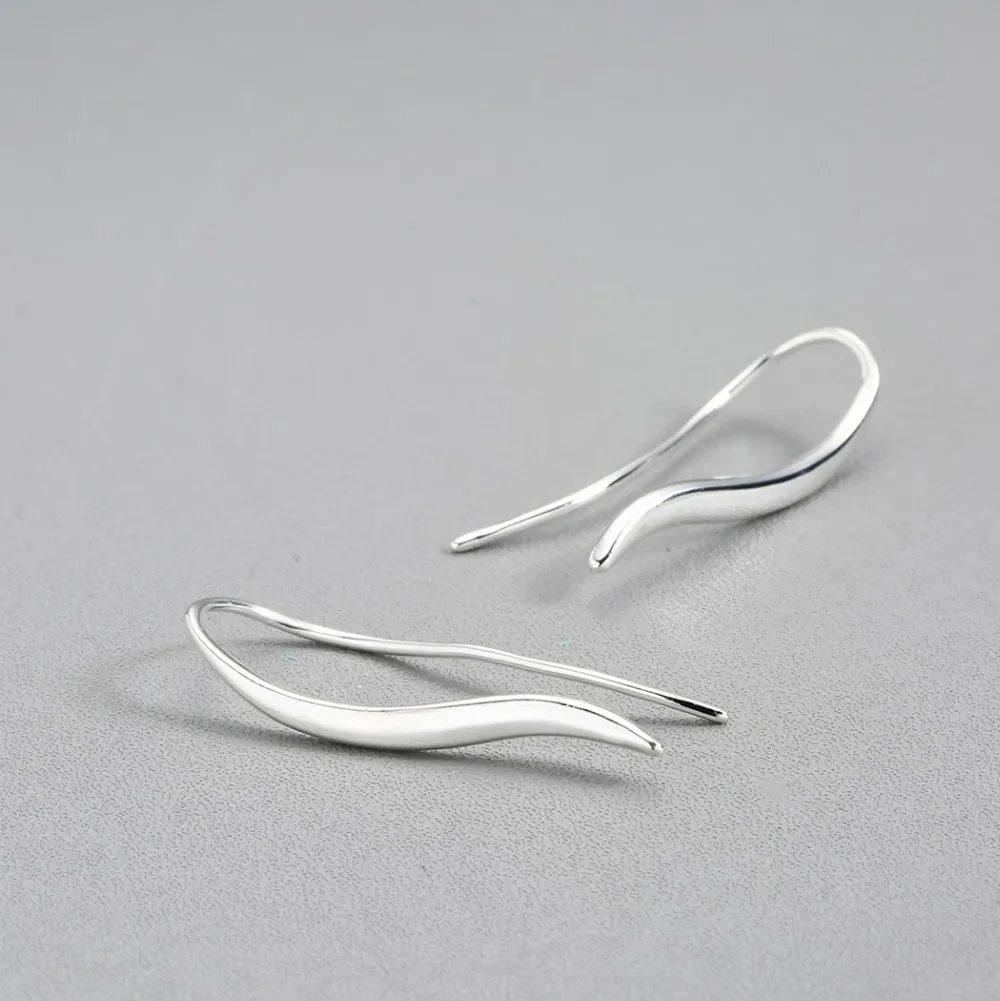 HTB1u2AxrASWBuNjSszdq6zeSpXaB