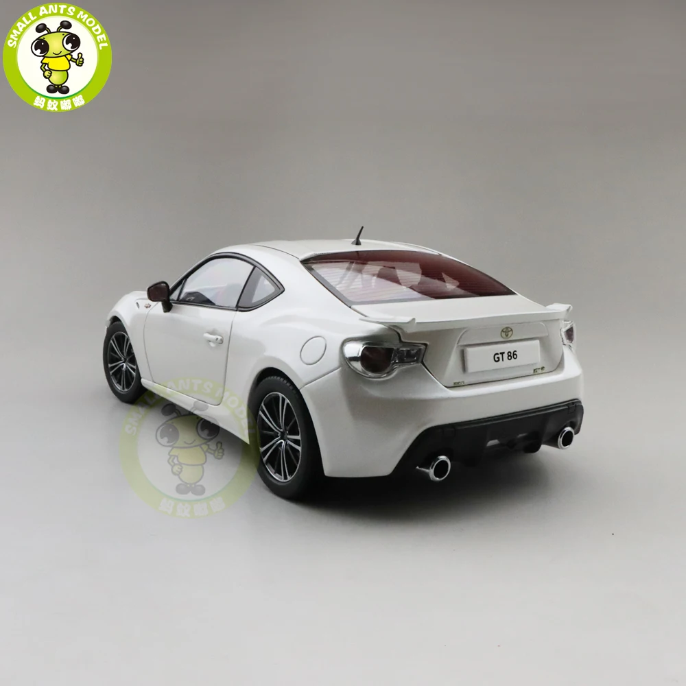 1/18 86 GT GT86 гоночный автомобиль литая модель автомобиля игрушки для мальчиков и девочек Подарки