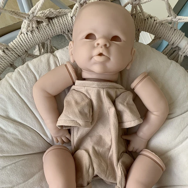 Boneca Bebê Tipo Reborn Realista - Kit Acessórios - ZOOM