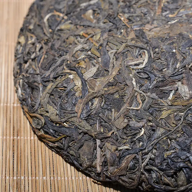 Yun Nan Pu erh Mengku YUE CHEN XIANG сырой чай 2014 года Qizi Bing 357 г|Чаедробильные машины| |