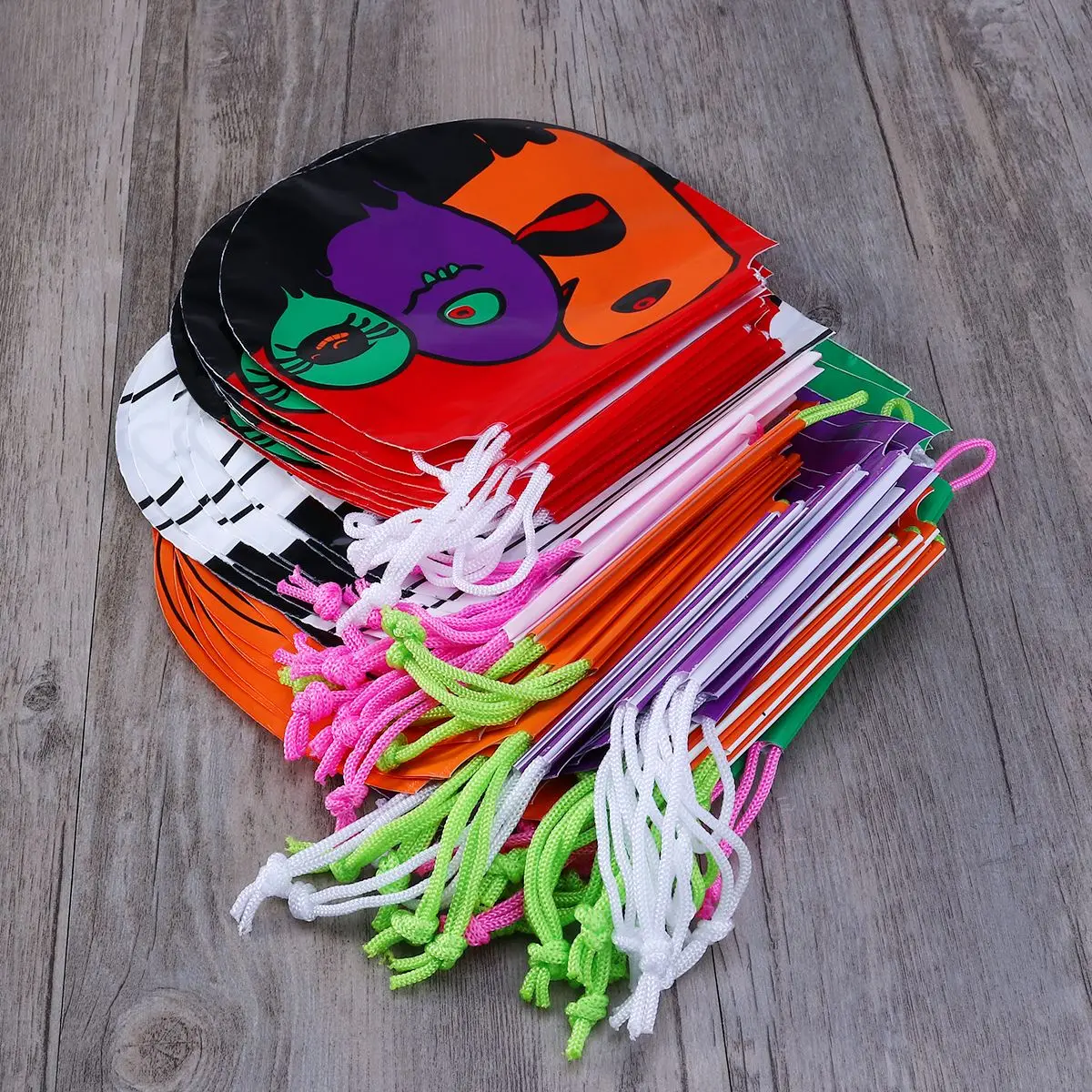 Мноонор 72 шт Хэллоуин Drawstring хорошие сумки Подарочный пакет конфеты сумка(12 шт для каждого рисунка 6 узоров