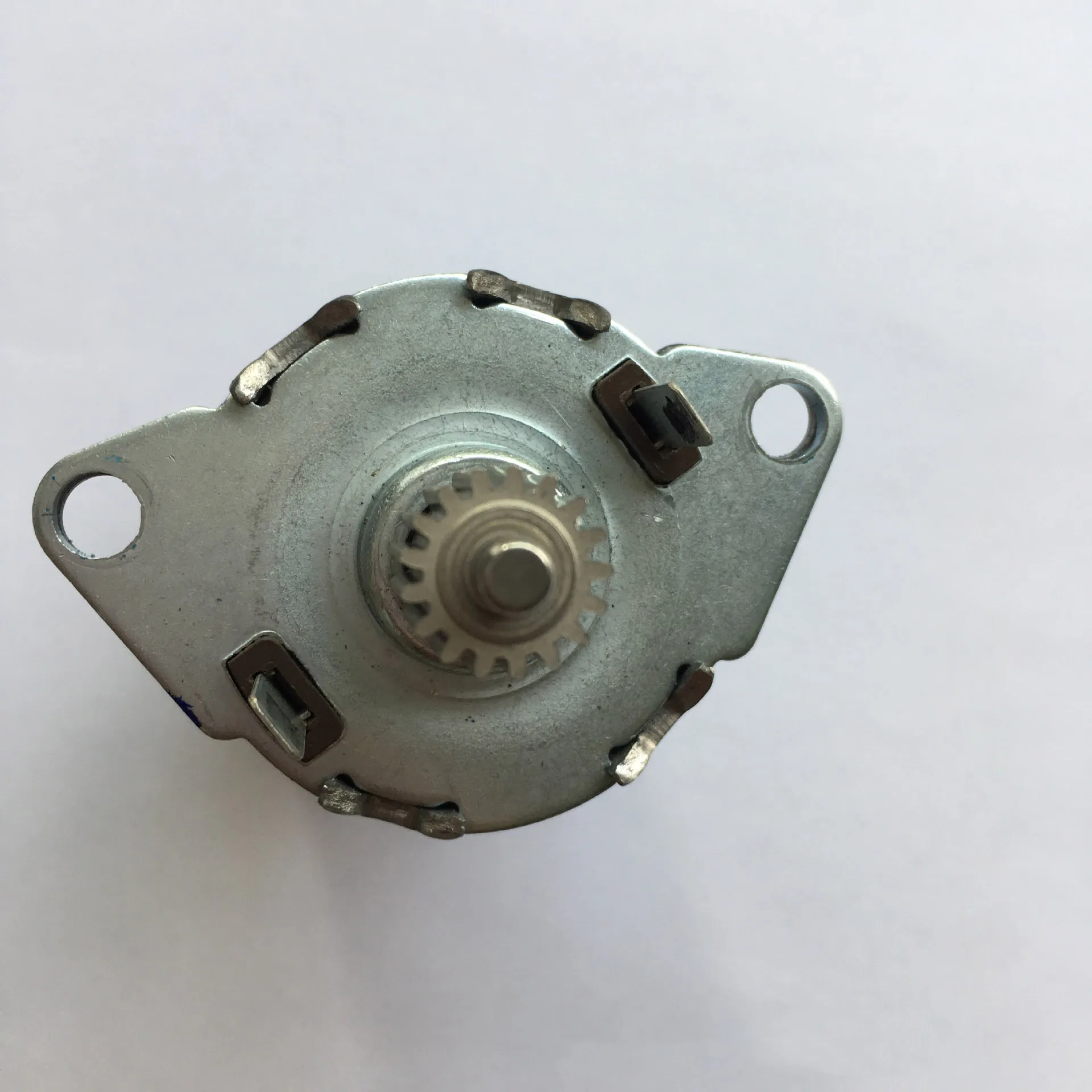 Car Throttle Motor for Weichai OH6 612600191590 1591 VP256U-9N825-BC