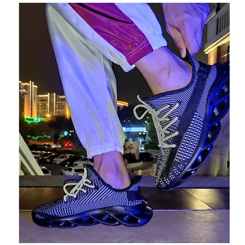 Wear-resistant Mens Sneakers Lace-Up Light Breathable Males Running Shoes Outdoor Non Slip Sport Shoes