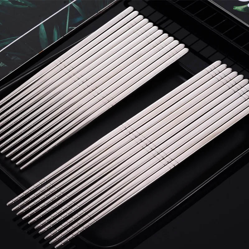 12114047361_1562102080